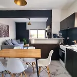 Apartman Cozy Apt, Near Airport With 100mbit Internet *